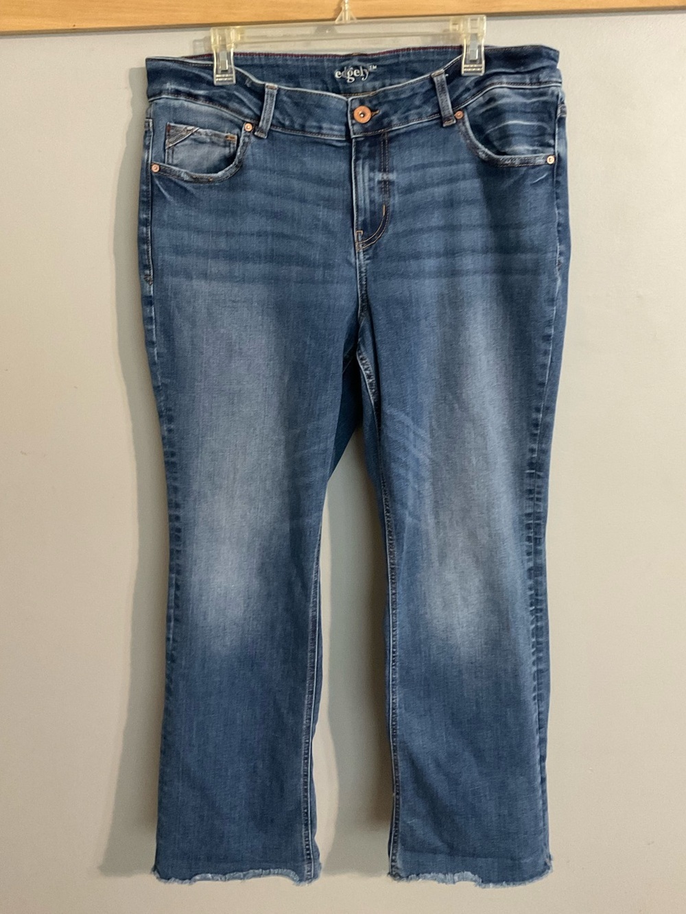 Edgely Mid-Rise Slim Bootcut Stretch denim Raw Hem Jean Size 18W